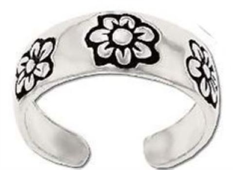 Sterling Silver Toe Ring with Engraved Flower Petal