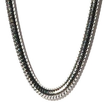 21.5 Inch 3Mm Round Snake Neck Chain Necklace in 316L Stainless Steel
