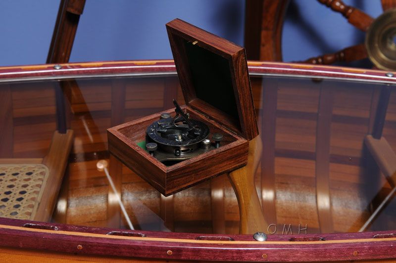 Sundial Compass In Wood Box (Small)