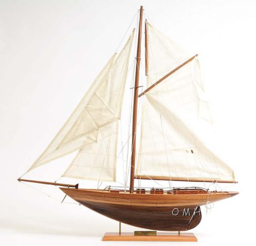 Pen Duick Small Sailboat Model