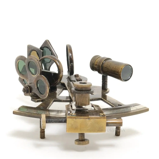 Nautical Sextant in Wood Box (Medium)