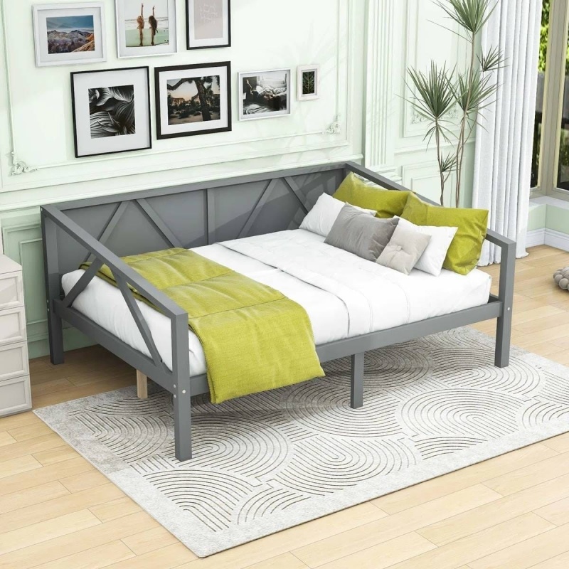 Full Size Daybed In Grey Wood Finish