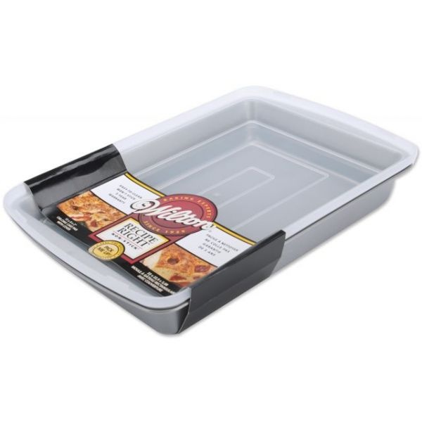 Wilton Recipe Right Cake Pan With Lid