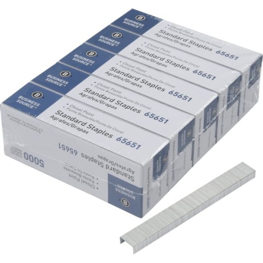 Business Source Chisel Point Standard Staples - 1/4" Leg - 1/2" Crown - Holds 30 Sheets