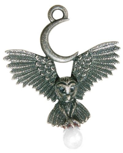 Flight of the Goddess Pendant - Awareness & Knowledge