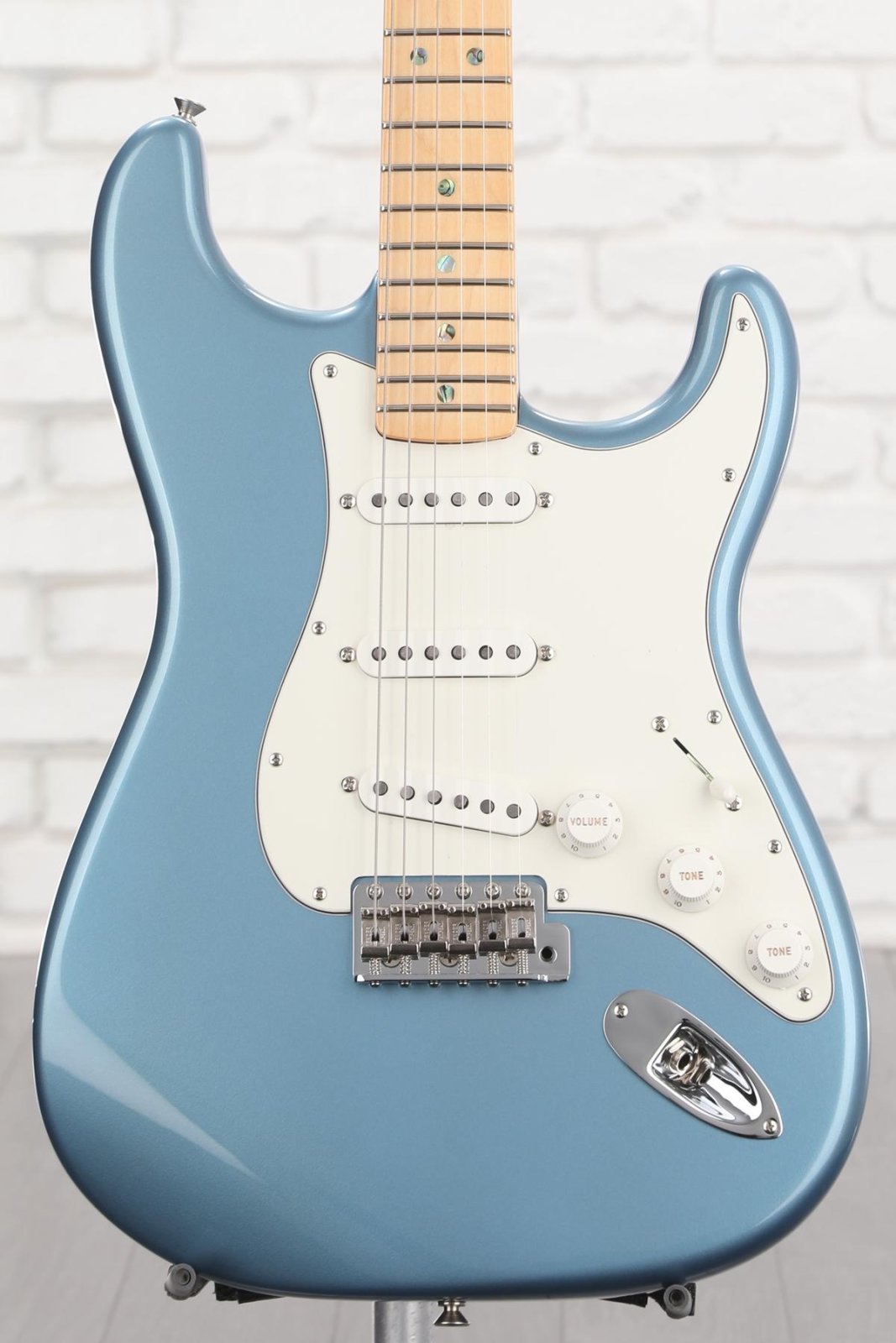 Fender　Trower　Aged　Faded　Placid　Robin　Custom　Shop　Electric　Lake　Signature　Blue　Stratocaster　Guitar