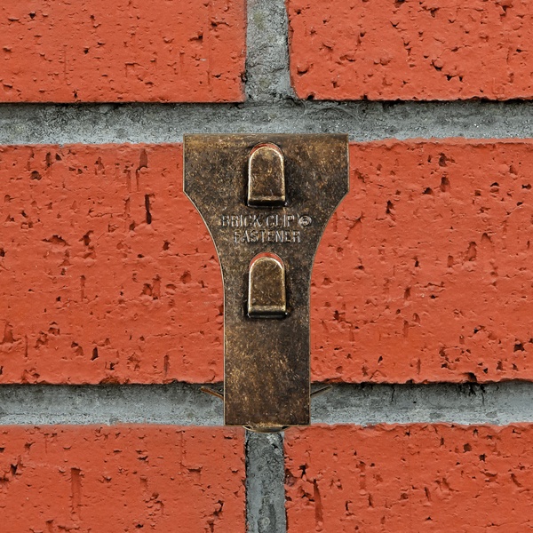 brick-clips-standard-size