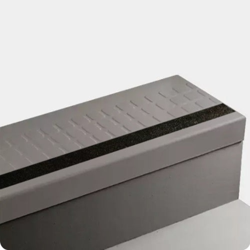 Welsh Castle Raised Square Rubber Stair Tread