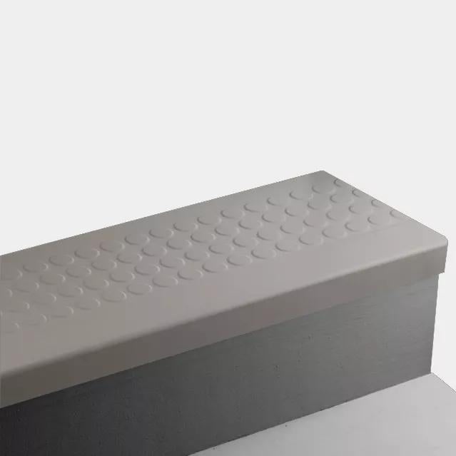 Johnsonite Welsh Castle Raised Round Rubber Stair Tread