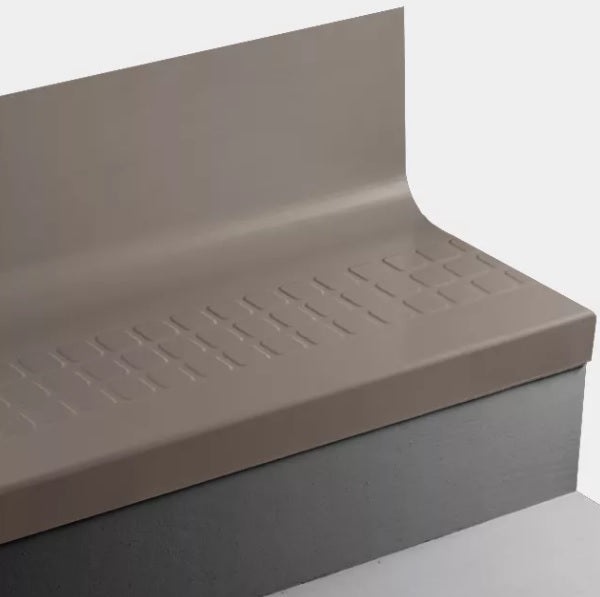 Johnsonite Saddlebrook Raised Square Rubber Stair Tread
