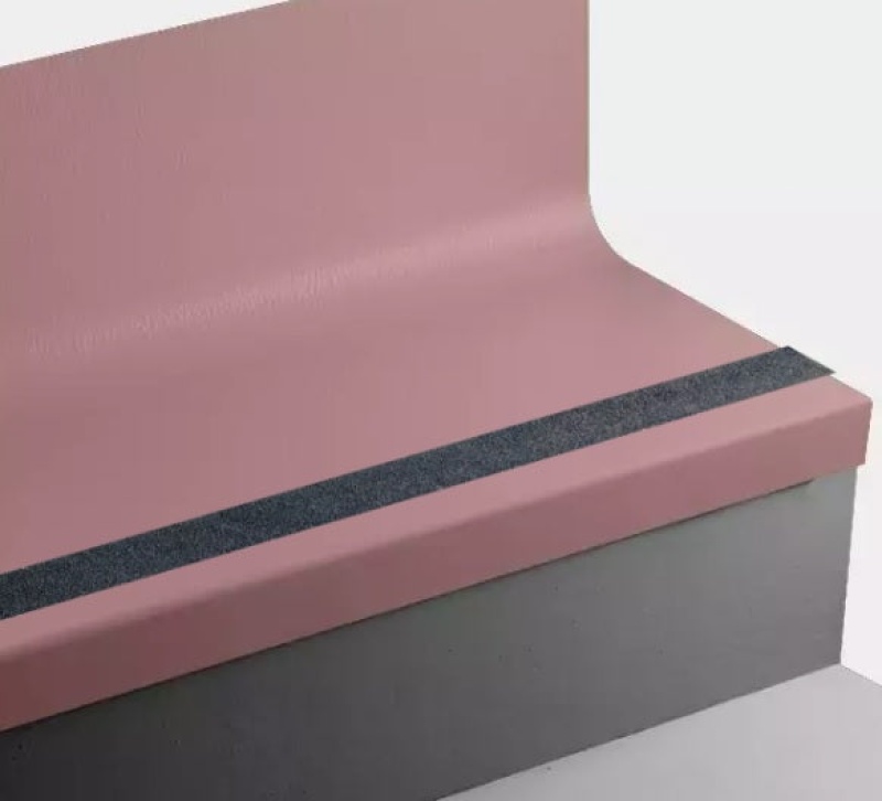 Sailor Red Hammered Rubber Stair Tread