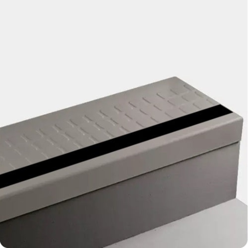 Johnsonite Raised Square Rubber Stair Tread