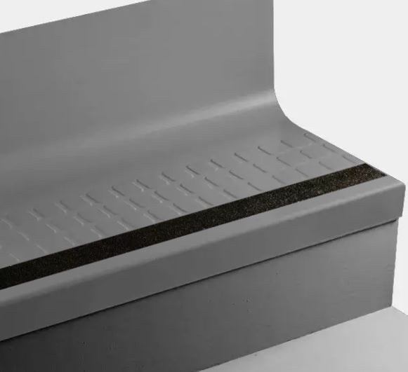 Raised Square Rubber Stair Tread with Riser