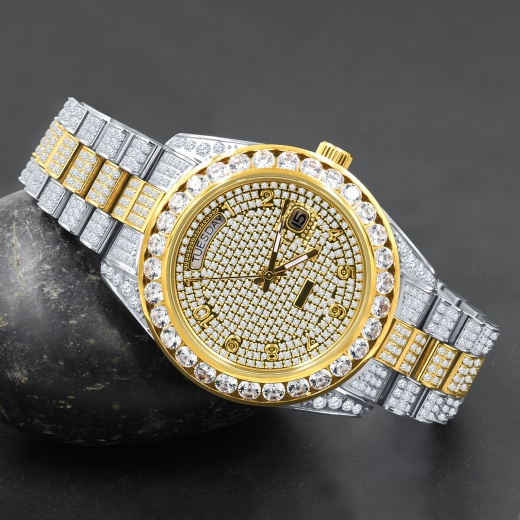 Licentiosus Crystal Watch
