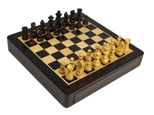 Wooden Magnetic Travel Chess Set - 10"