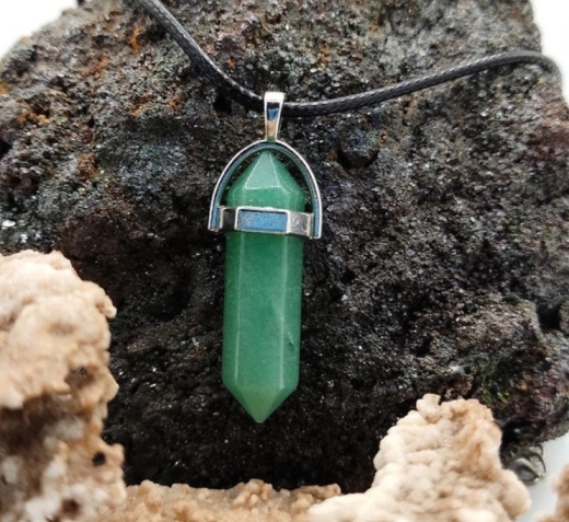 Hexagonal Natural Crystal Pendant : Aventurine