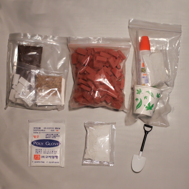 Mini Plant Holder Kit, Small Red
